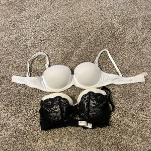 Victoria’s Secret bras size 32C and 34C